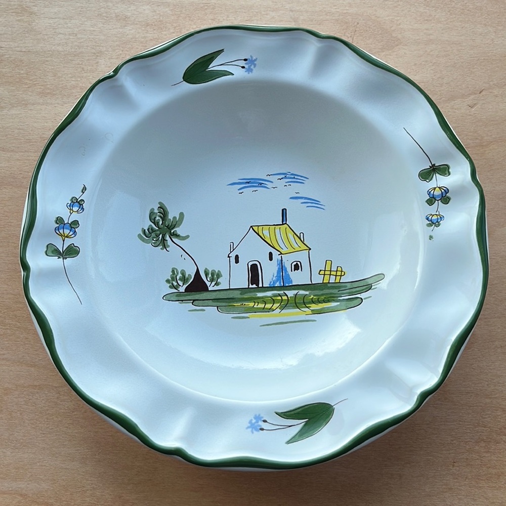 VARAGES FRANCE CABANON Pasta/ Soup Bowl  COTTAGE SCENE WITH MAN HAND PAI…